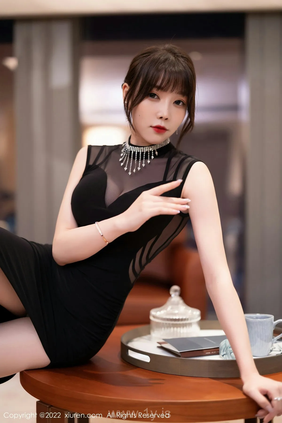 XIUREN(秀人网) No.5460 Beautiful Chinese Goddess 徐莉芝Booty