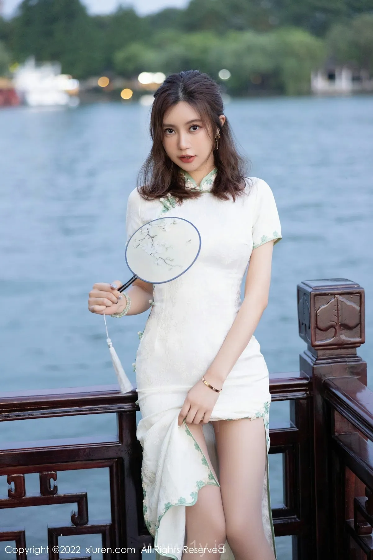 XIUREN(秀人网) No.5468 Appealing Chinese Homebody Girl 绮里嘉ula