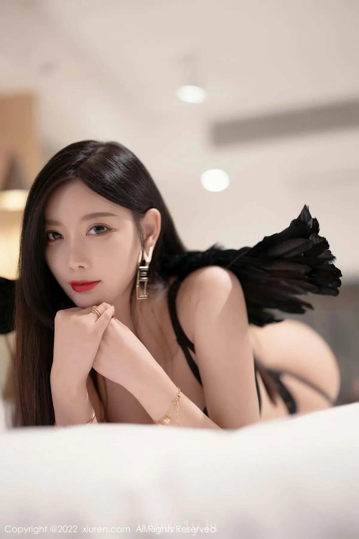 XIUREN(秀人网) No.5479 Pretty & Pretty Asian Mature Princess 杨晨晨Yome
