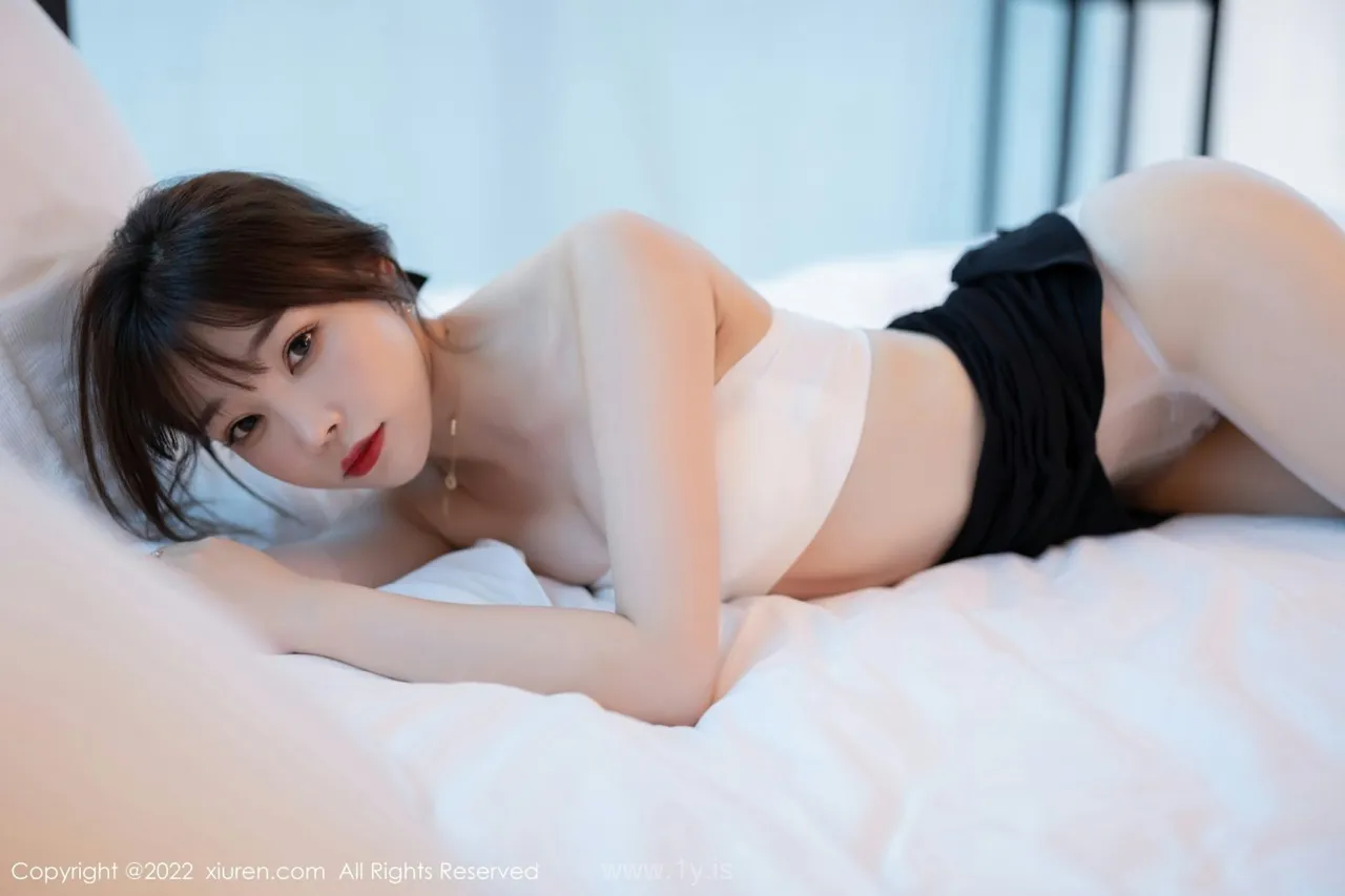 XIUREN(秀人网) No.5500 Beautiful & Elegant Asian Girl 徐莉芝Booty