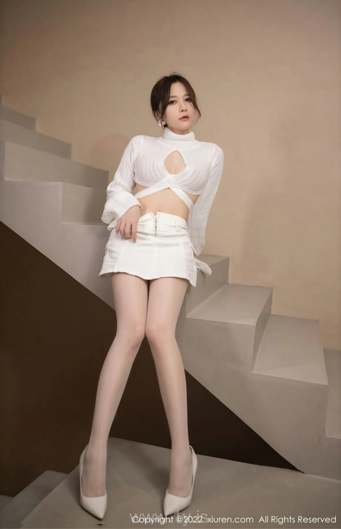 XIUREN(秀人网) No.5503 Beautiful & Fashionable Asian Hottie 鱼子酱Fish