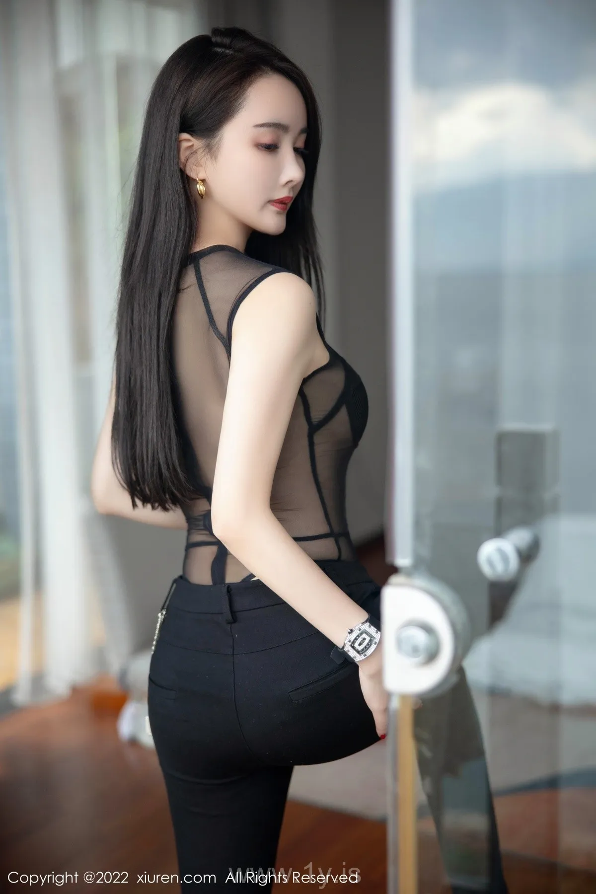 XIUREN(秀人网) No.5505 Good-looking & Elegant Asian Cougar 寶寶summer