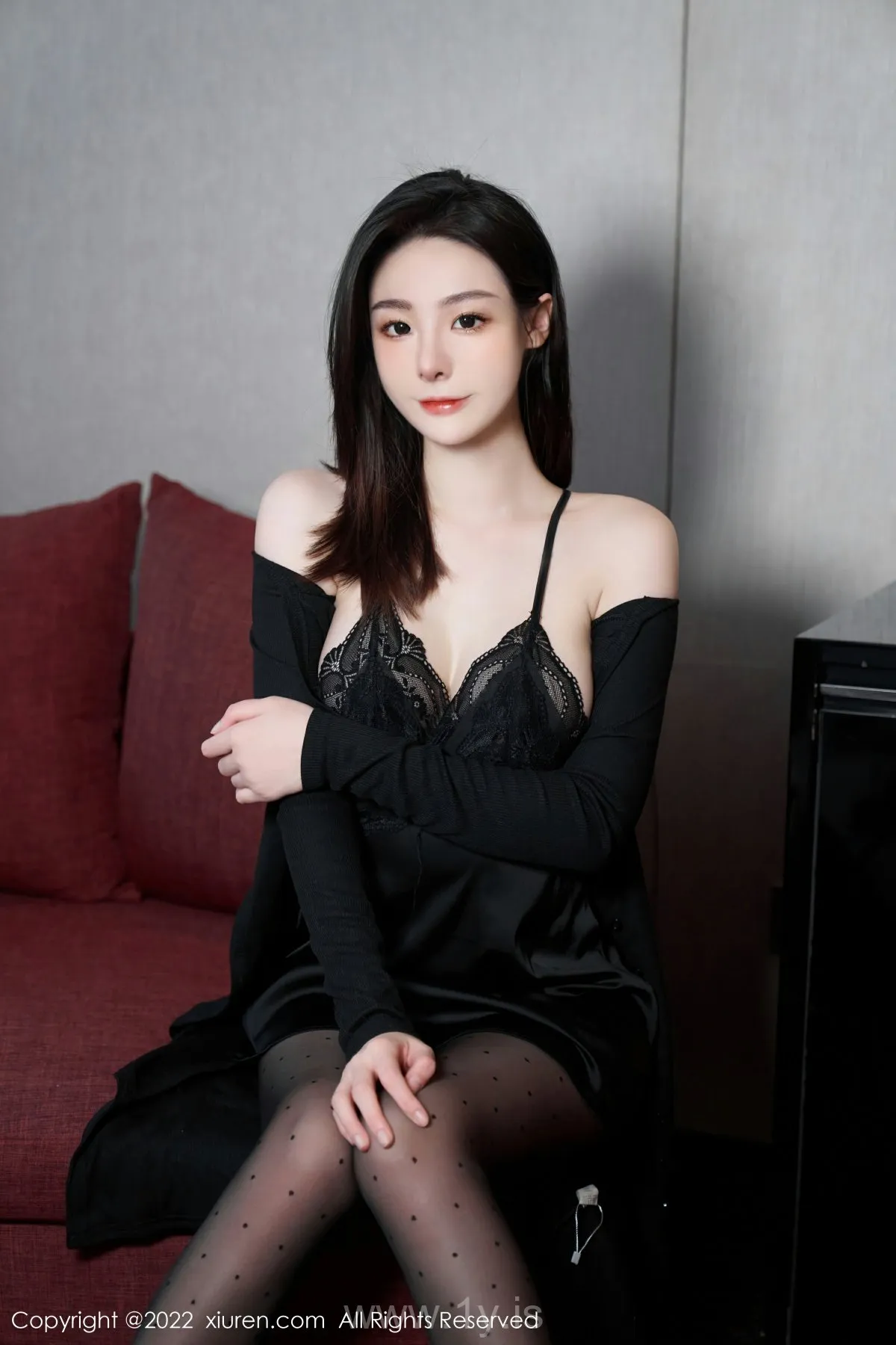 XIUREN(秀人网) No.5529 Good-looking Asian Belle 是小逗逗