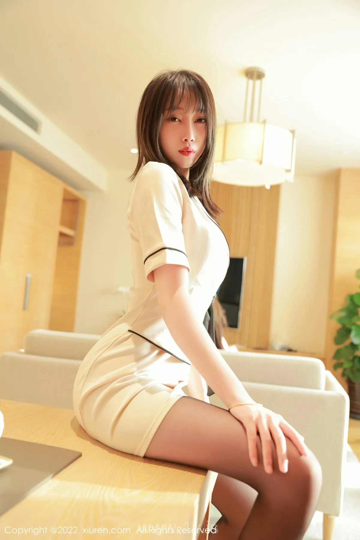 XIUREN(秀人网) No.5534 Nice-looking Chinese Beauty 玥儿玥er