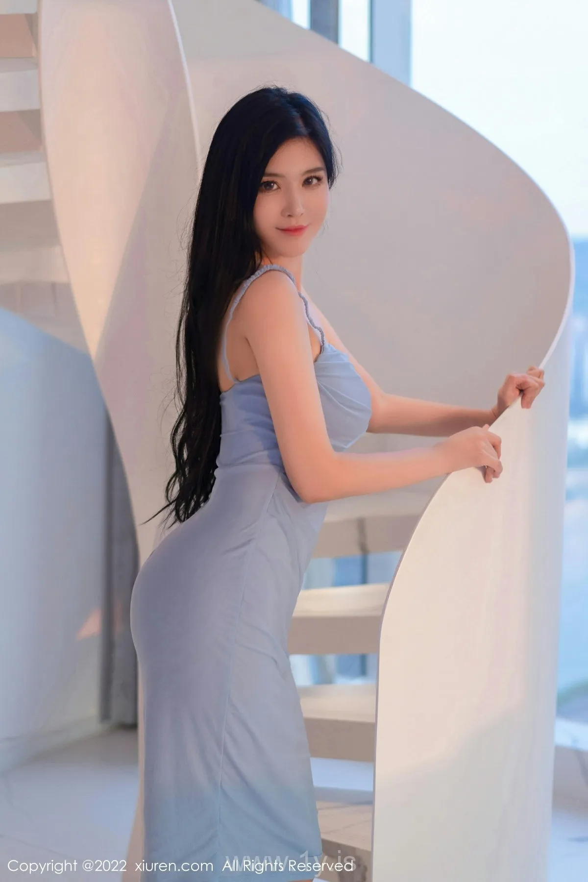 XIUREN(秀人网) No.5550 Slender & Elegant Chinese Mature Princess 刘钰儿