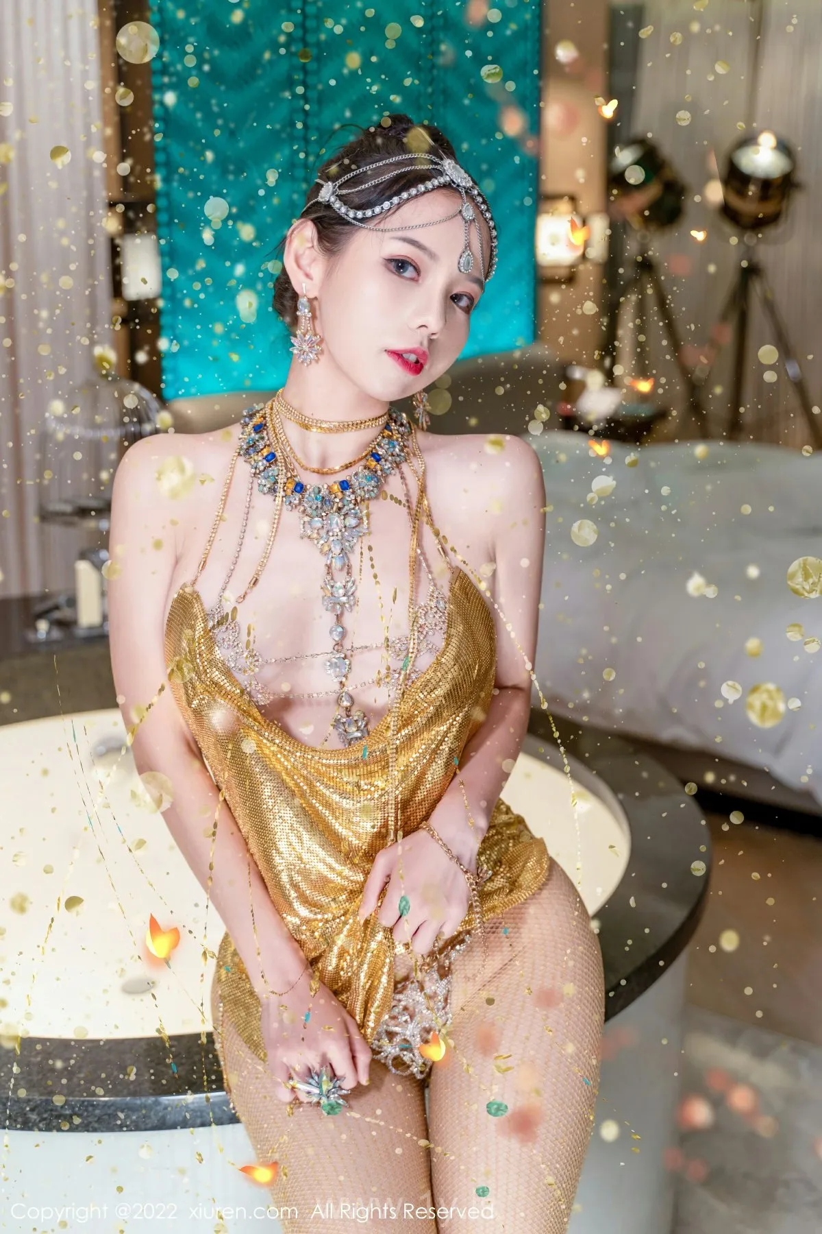 XIUREN(秀人网) No.5559 Exquisite & Lively Chinese Girl 大美妞儿