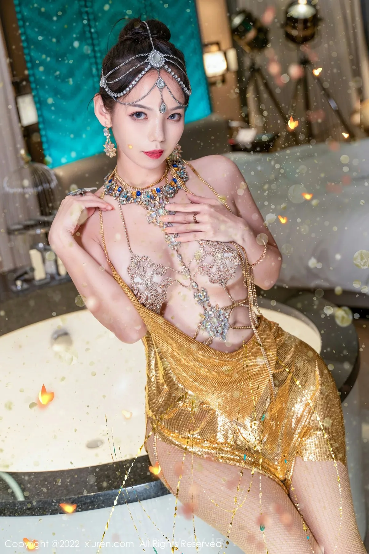 XIUREN(秀人网) No.5559 Exquisite & Lively Chinese Girl 大美妞儿