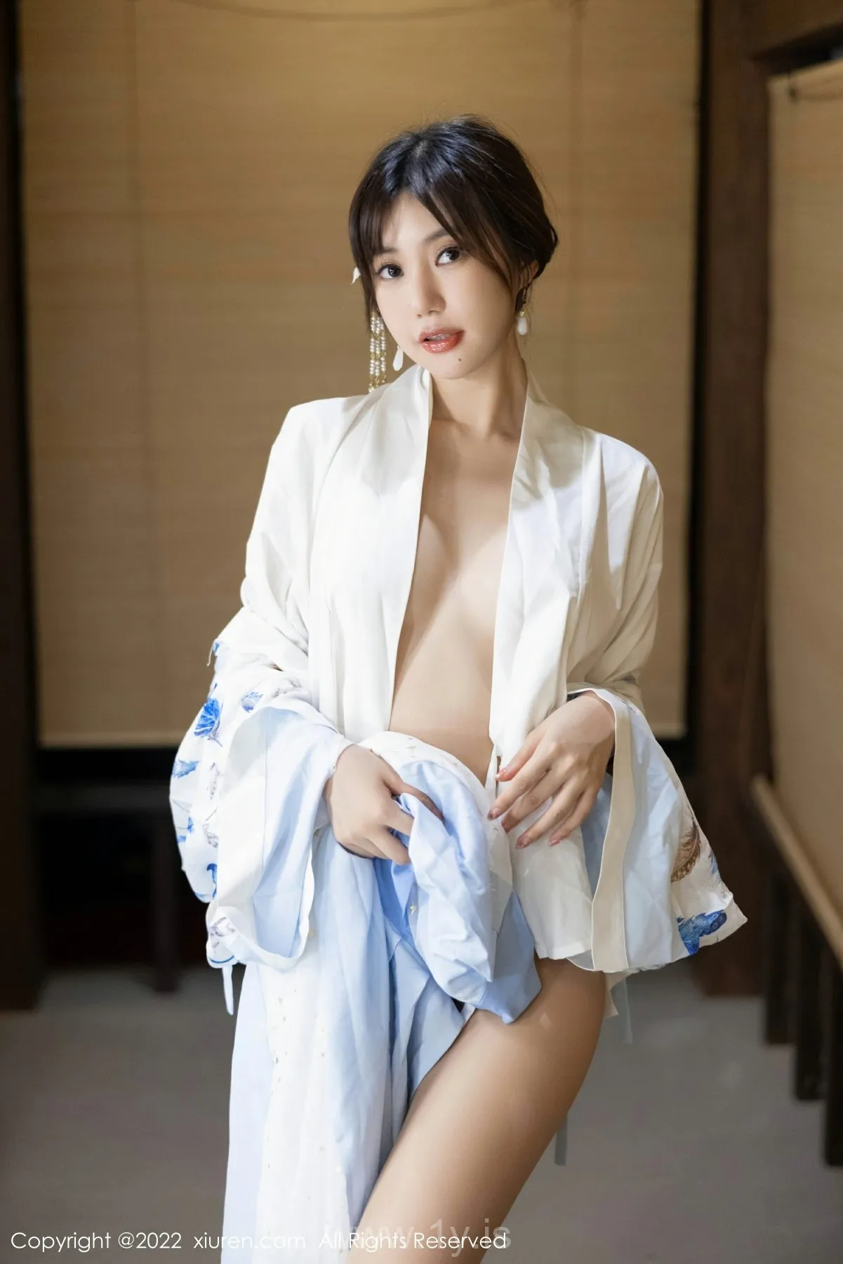 XIUREN(秀人网) No.5569 Gorgeous & Classy Asian Women 绮里嘉ula