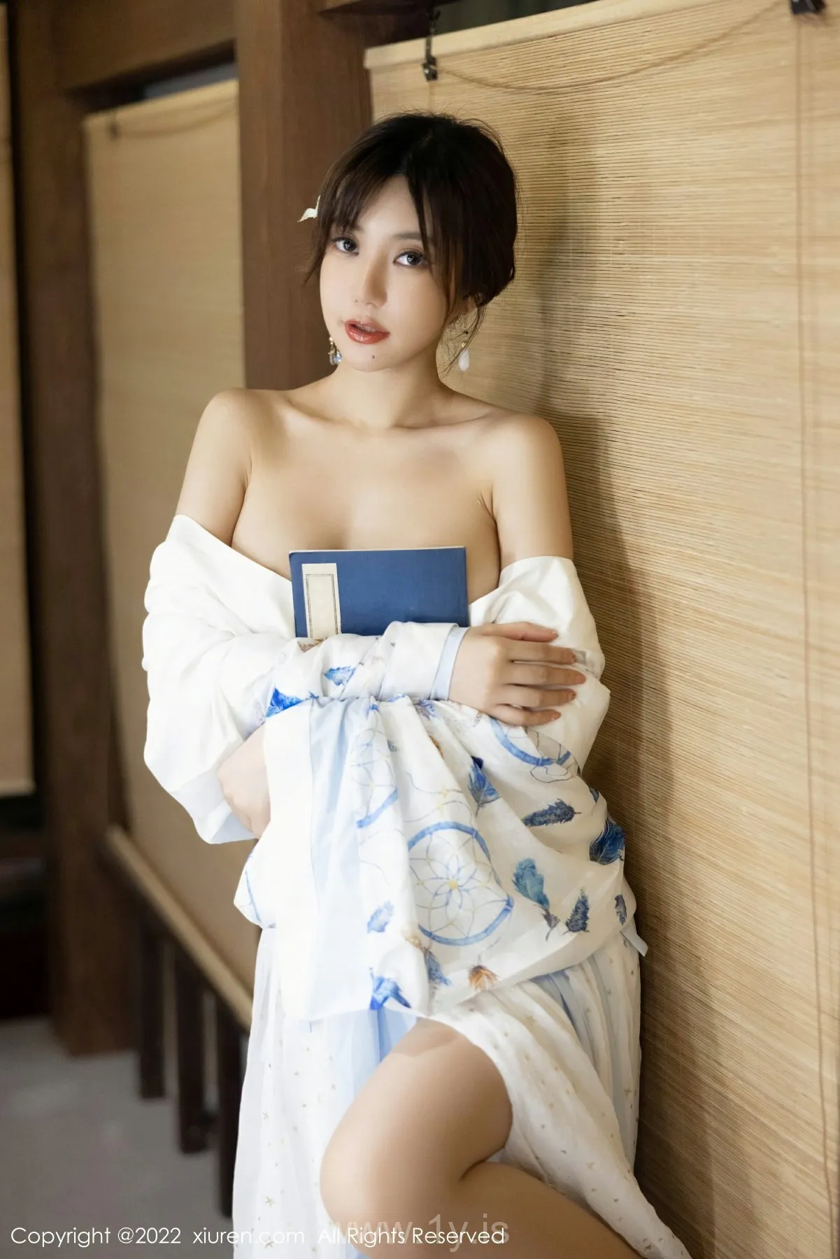 XIUREN(秀人网) No.5569 Gorgeous & Classy Asian Women 绮里嘉ula