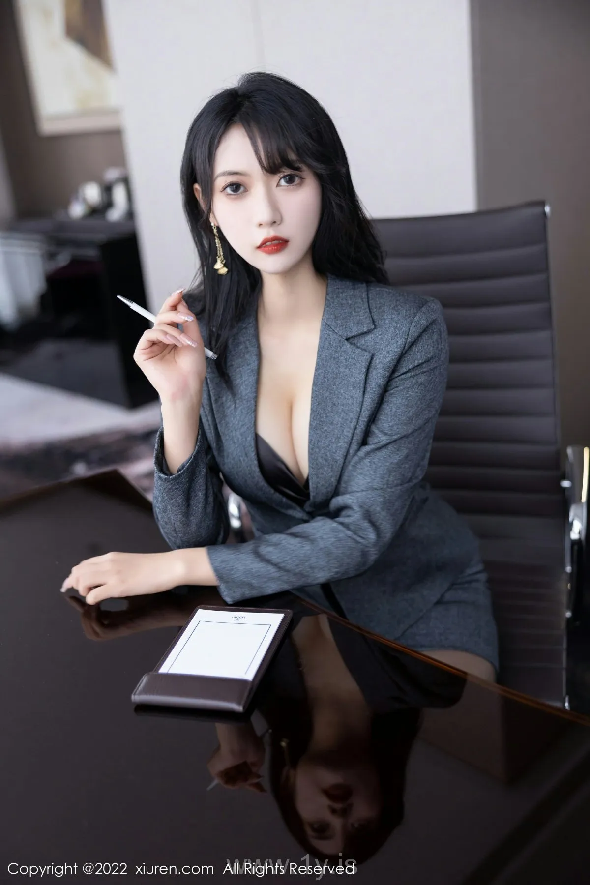 XIUREN(秀人网) No.5575 Hot & Trendy Asian Goddess 林子遥