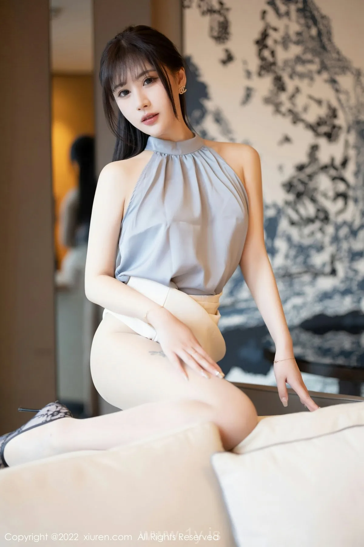 XIUREN(秀人网) No.5606 Stunning Chinese Babe 张欣欣