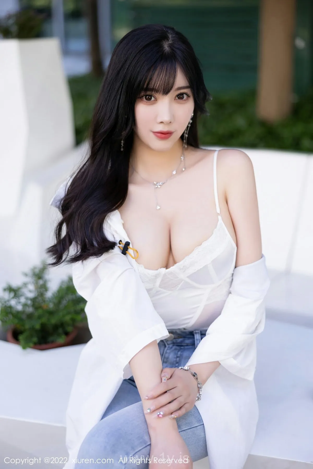 XIUREN(秀人网) No.5614 Irresistible Asian Chick 杨晨晨Yome