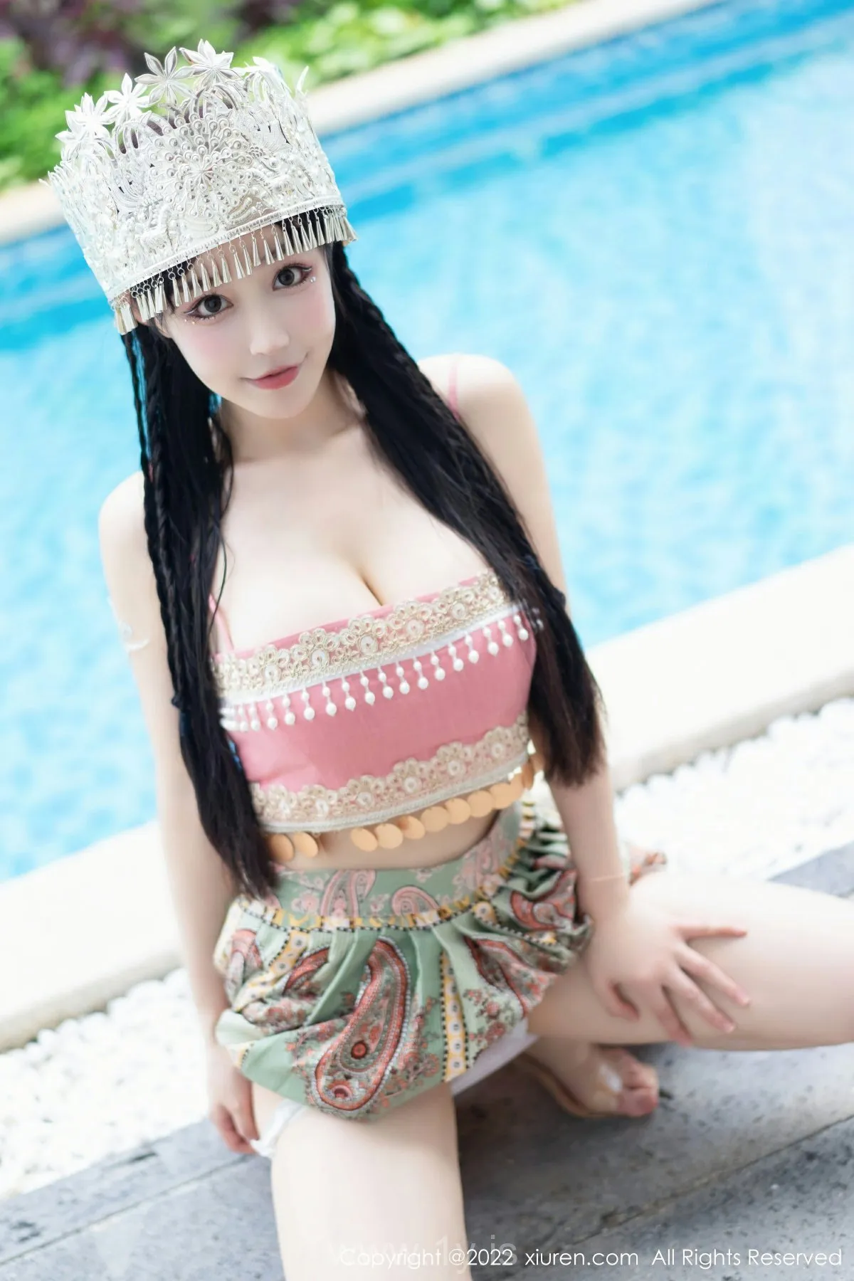 XIUREN(秀人网) No.5615 Breathtaking Chinese Mature Princess 朱可儿Flora