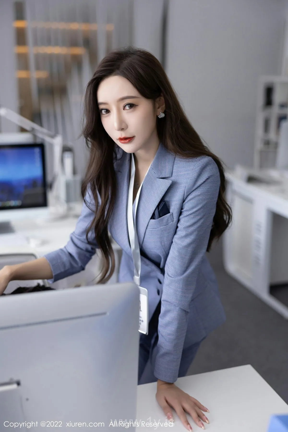 XIUREN(秀人网) No.5629 Fancy & Gorgeous Chinese Cutie 王馨瑶yanni