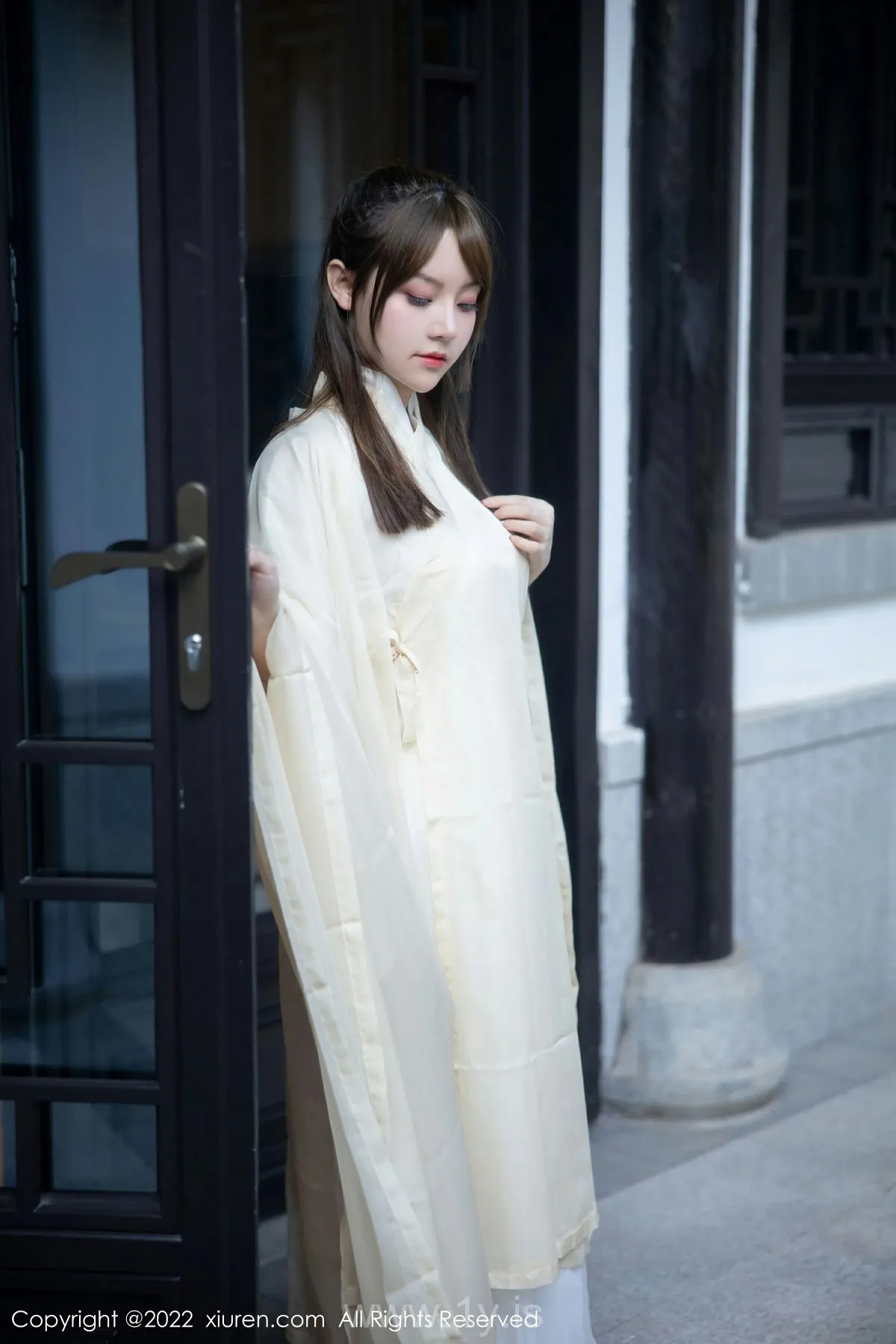 XIUREN(秀人网) No.5653 Good-looking & Charming Asian Women 豆瓣酱