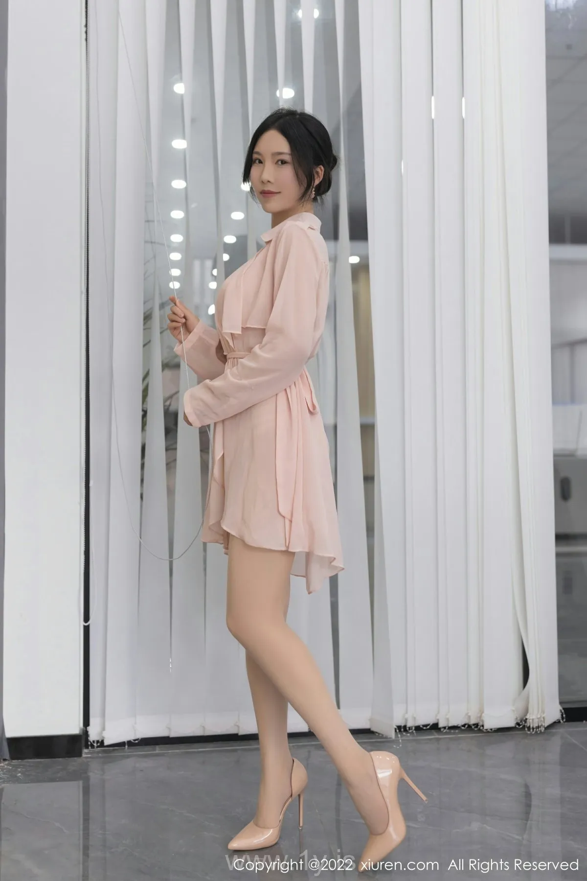 XIUREN(秀人网) No.5657 Well-developed Chinese Model 利世