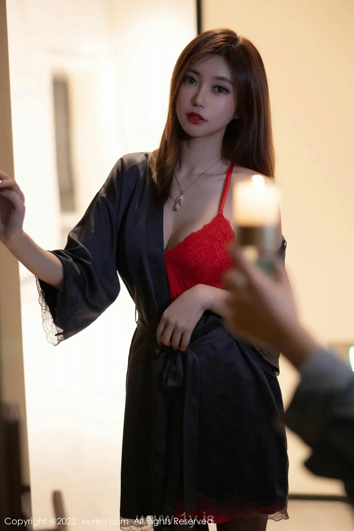 XIUREN(秀人网) No.5671 Fashionable Chinese Beauty 绮里嘉ula