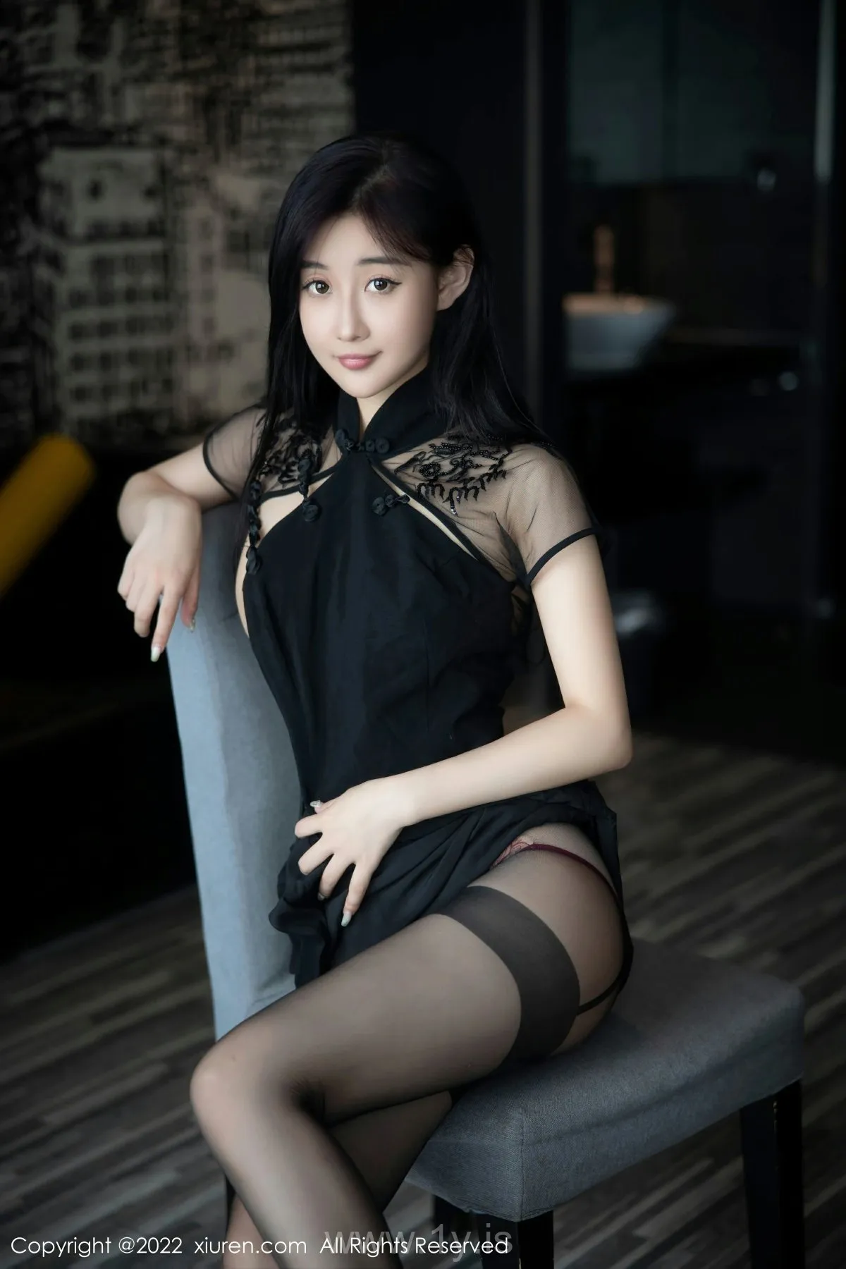 XIUREN(秀人网) No.5691 Adorable & Quiet Chinese Babe 顾楚楚maily
