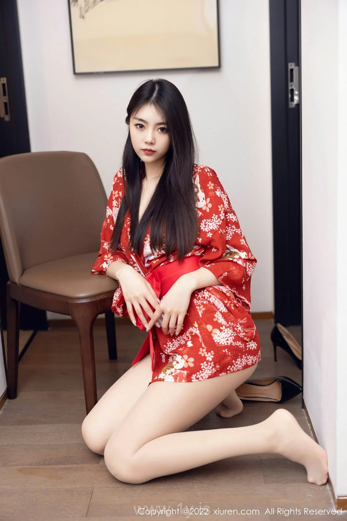 XIUREN(秀人网) No.5736 Stunning & Classy Chinese Mature Princess 可樂Vicky