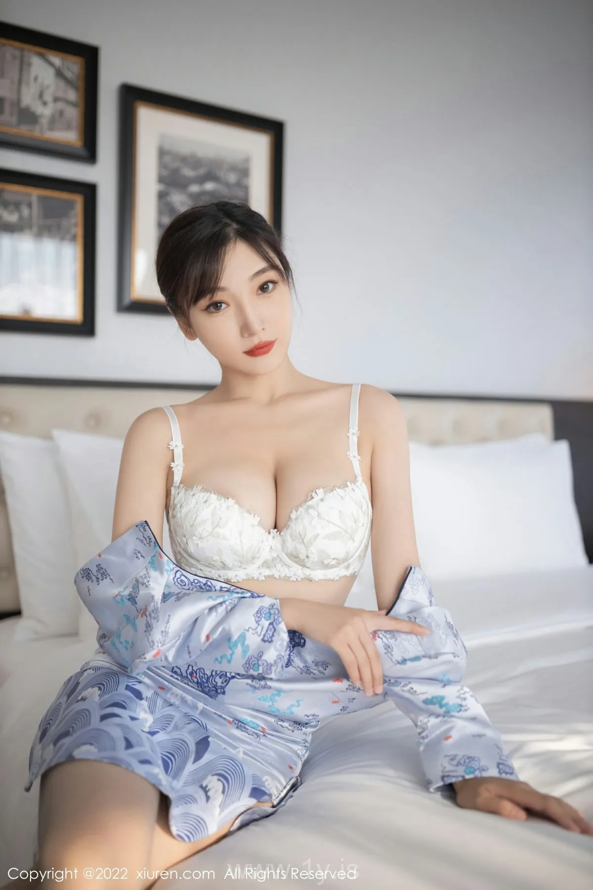 XIUREN(秀人网) No.5739 Slim Asian Belle 陆萱萱