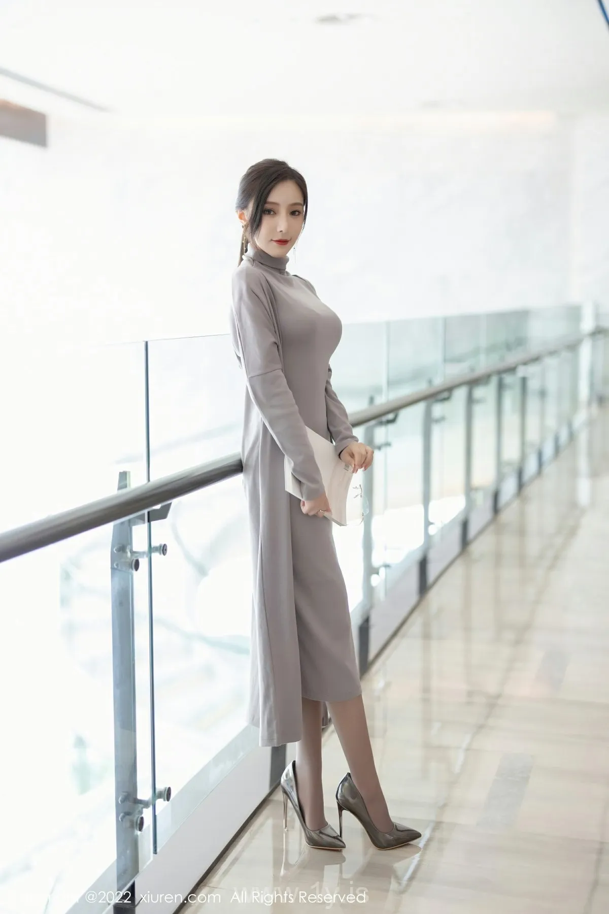 XIUREN(秀人网) No.5745 Exquisite & Quiet Asian Girl 王馨瑶yanni