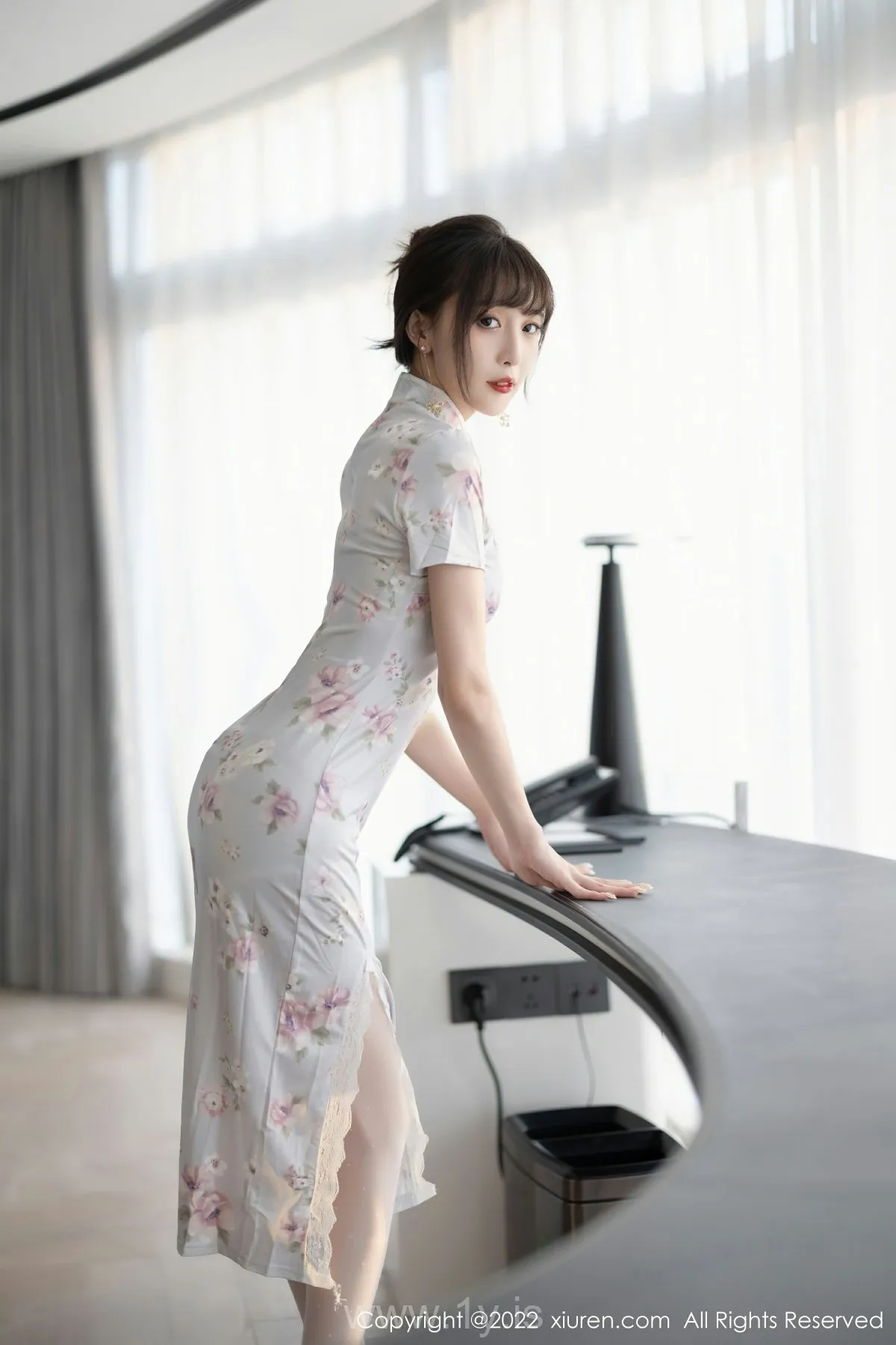 XIUREN(秀人网) No.5757 Appealing & Lovely Chinese Mature Princess 林星阑