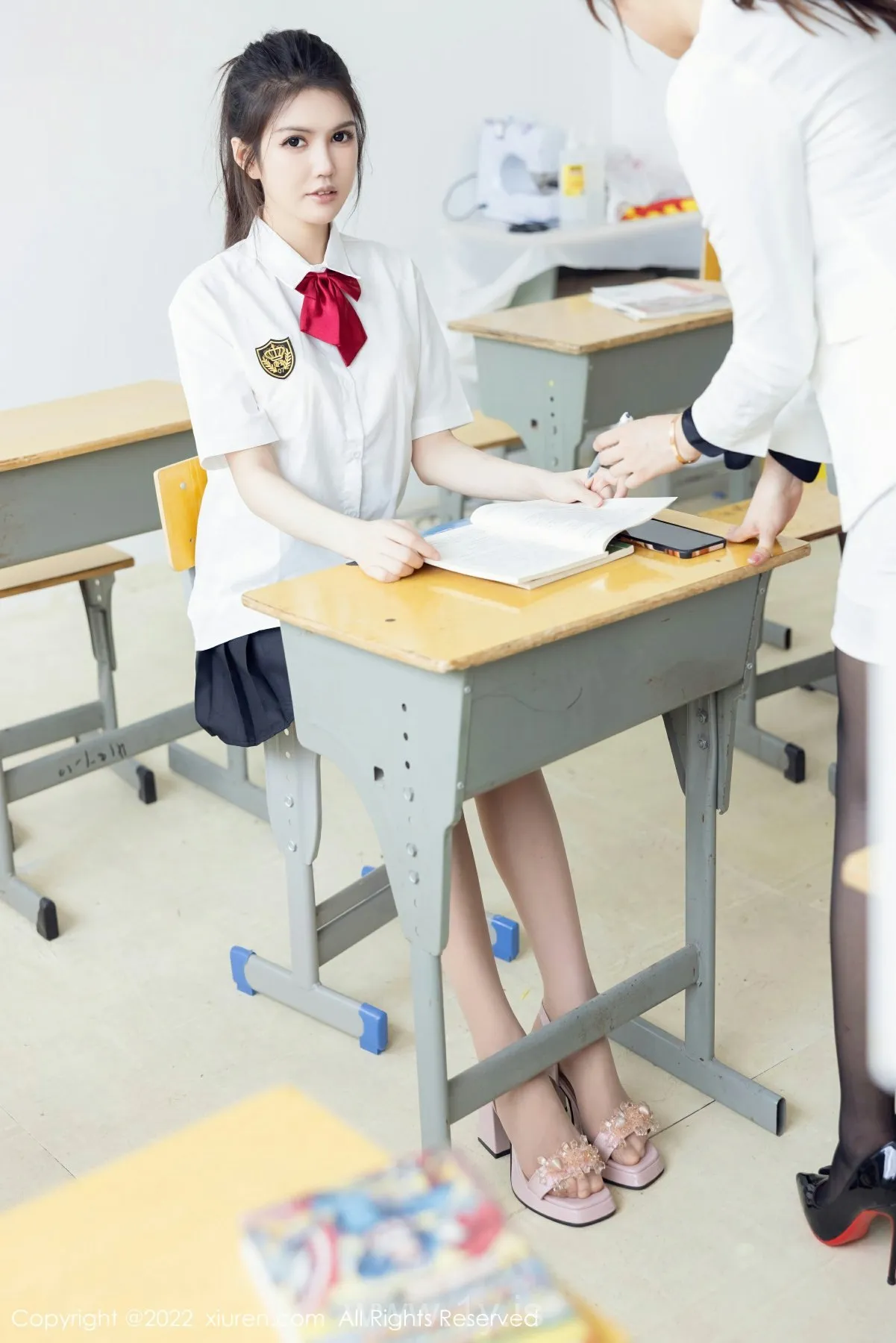 XIUREN(秀人网) No.5762 Exquisite & Trendy Chinese Beauty 媛媛酱belle