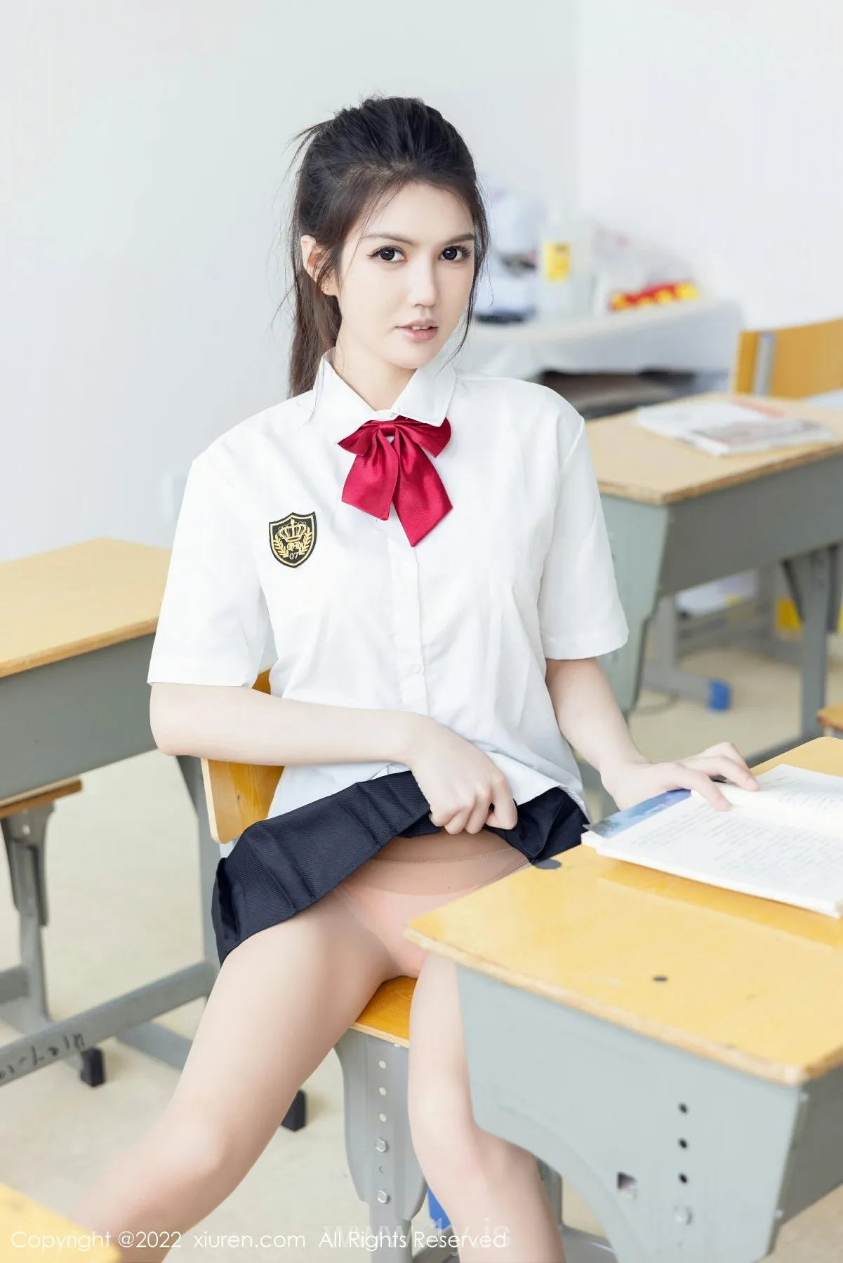 XIUREN(秀人网) No.5762 Exquisite & Trendy Chinese Beauty 媛媛酱belle