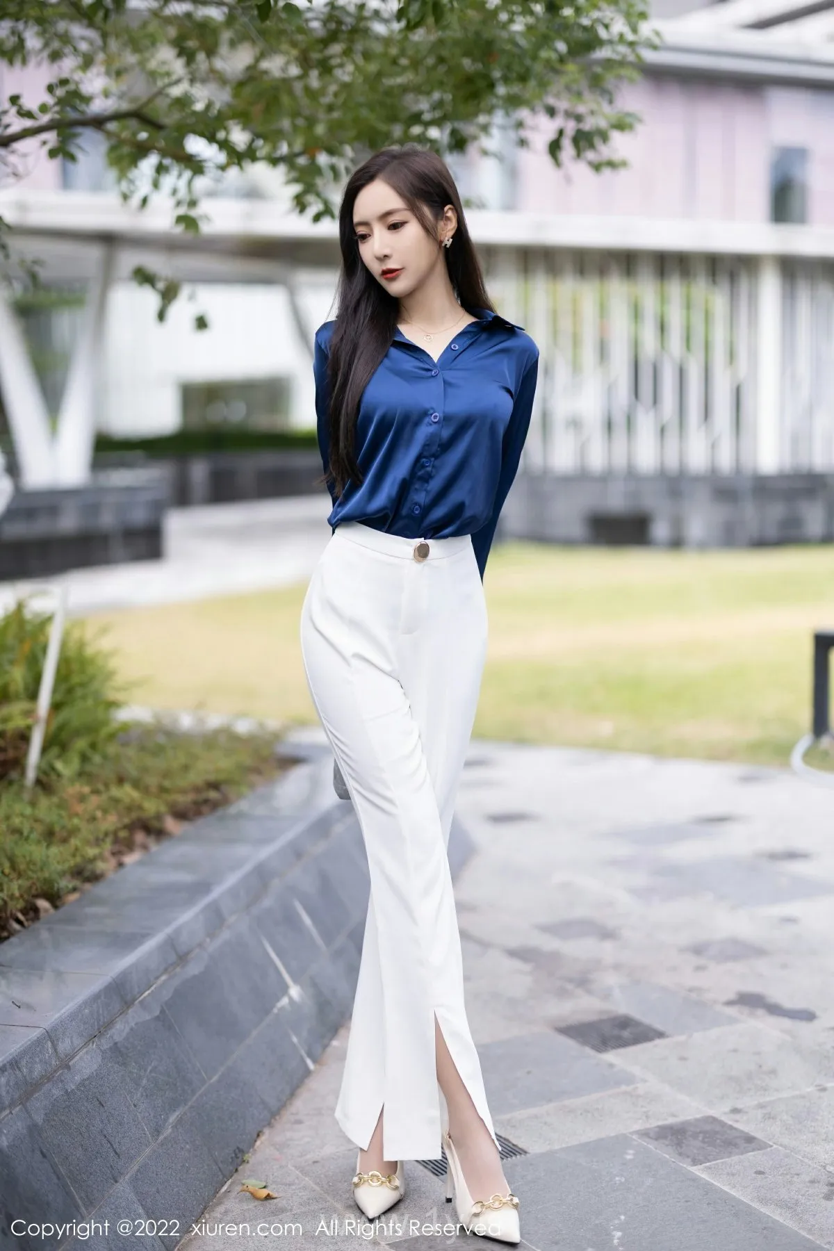 XIUREN(秀人网) No.5790 Stylish Asian Women 王馨瑶yanni