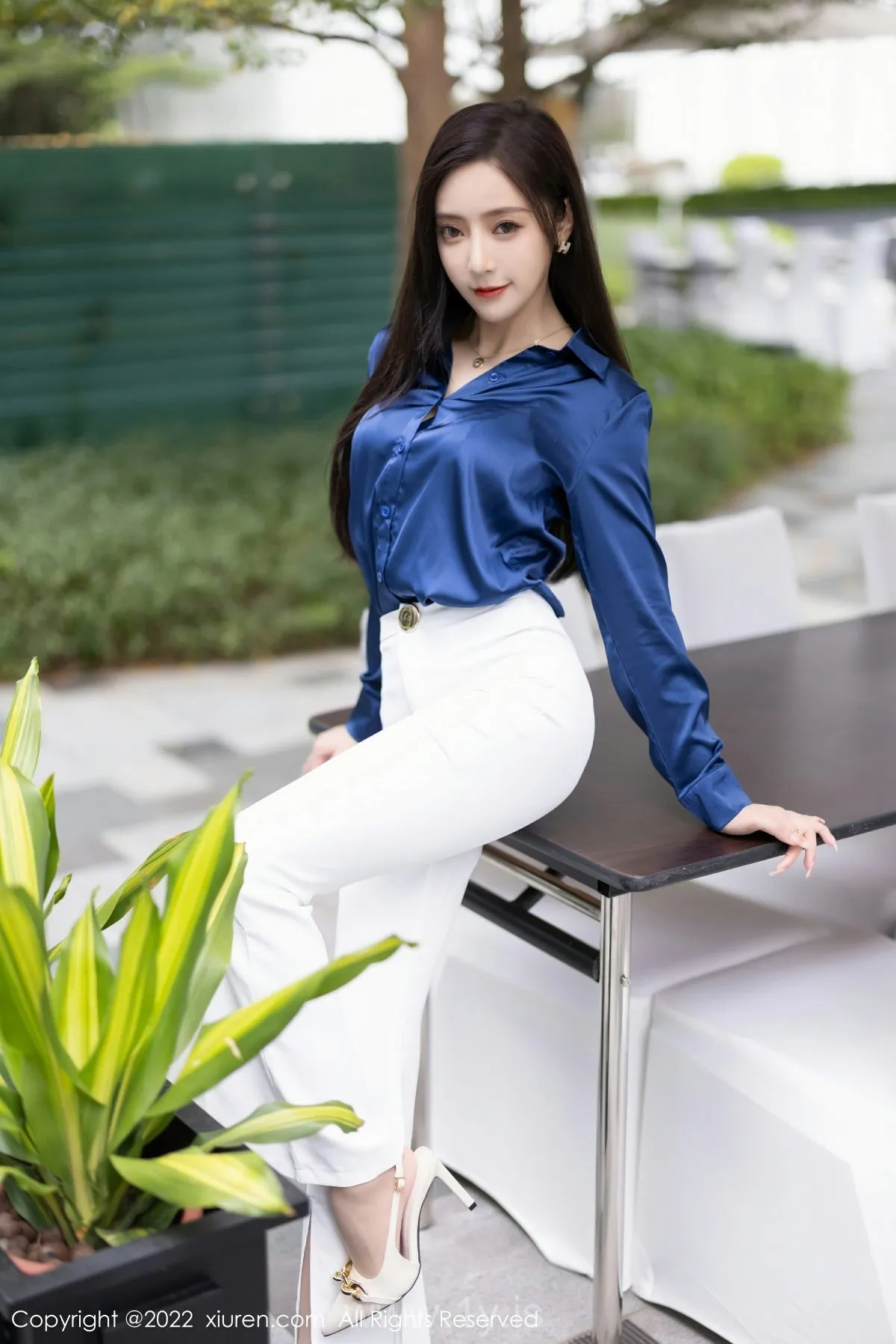 XIUREN(秀人网) No.5790 Stylish Asian Women 王馨瑶yanni