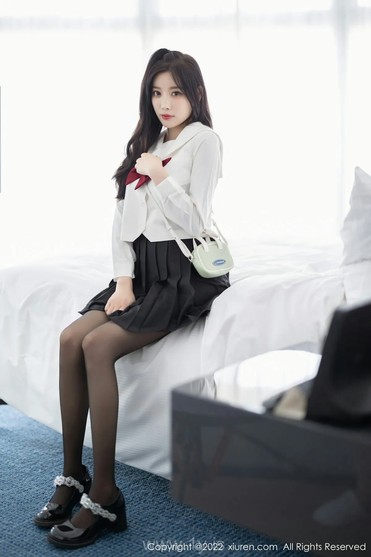 XIUREN(秀人网) No.5823 Decent & Cute Asian Jade 杨晨晨Yome