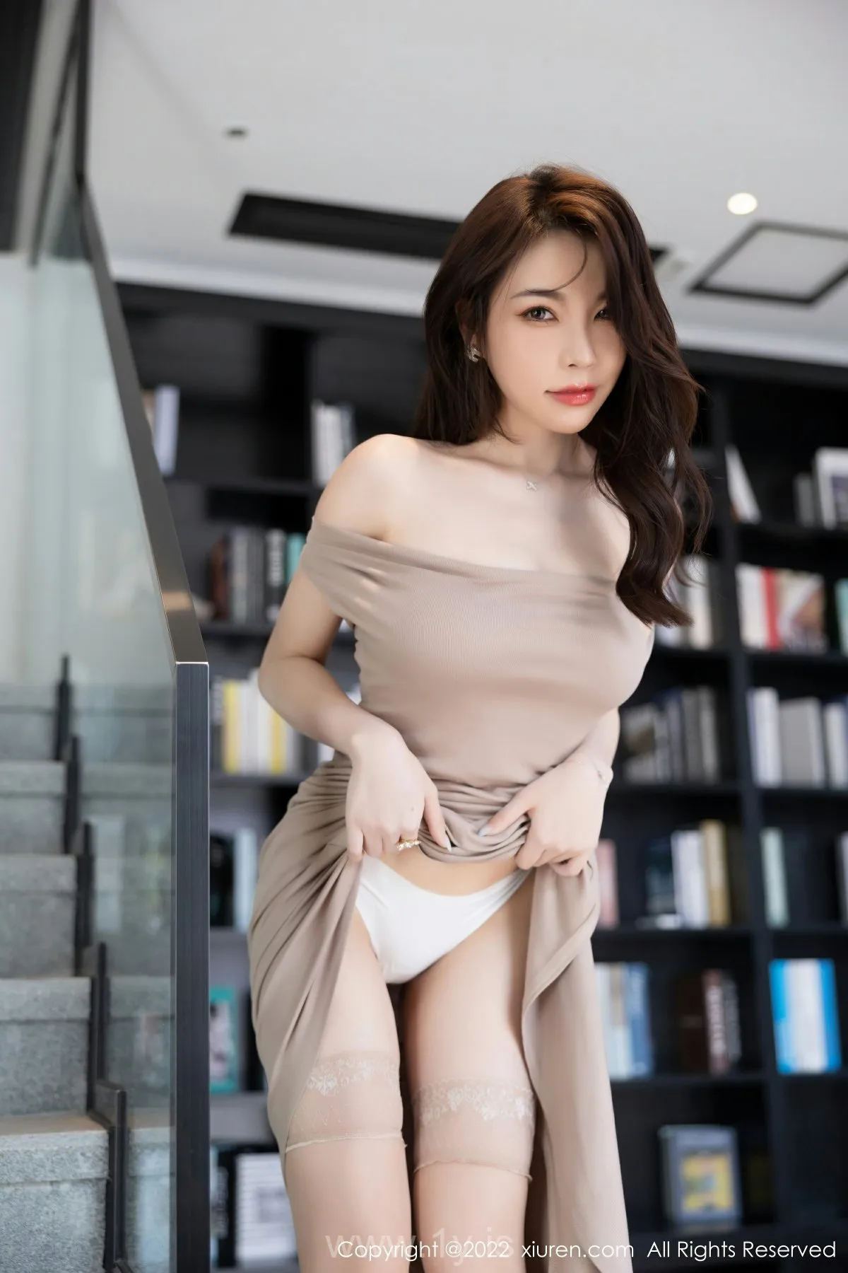 XIUREN(秀人网) No.5839 Stylish & Good-looking Asian Chick 徐莉芝Booty