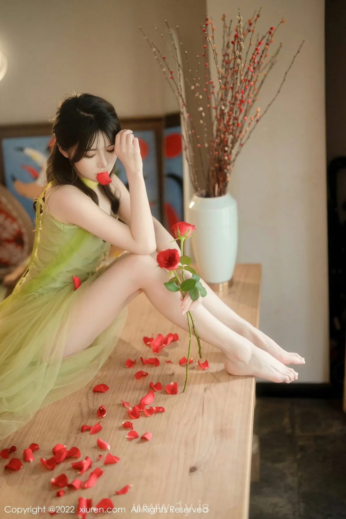 XIUREN(秀人网) No.5875 Cute & Fashionable Chinese Model 婠婠么