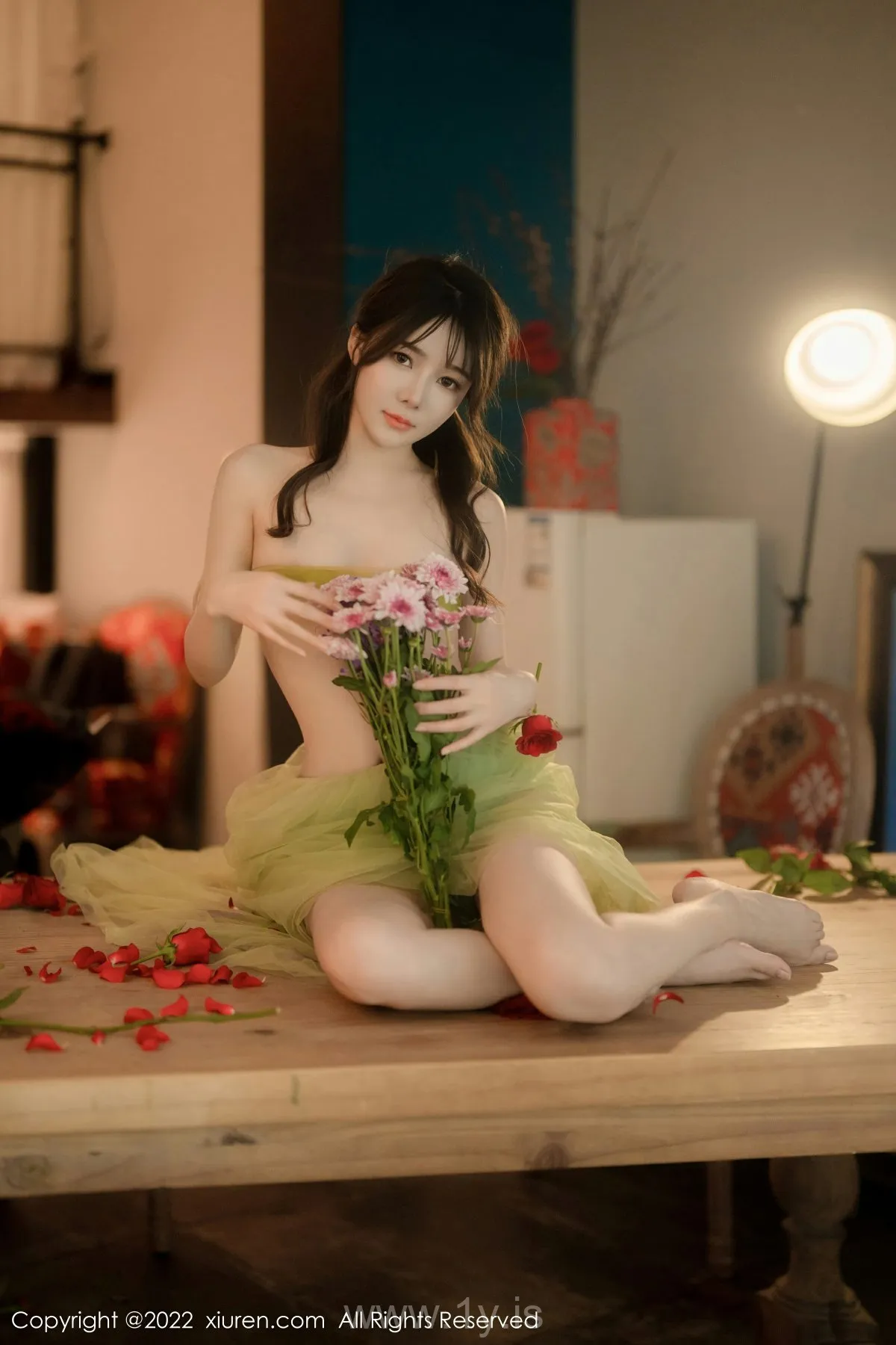 XIUREN(秀人网) No.5875 Cute & Fashionable Chinese Model 婠婠么