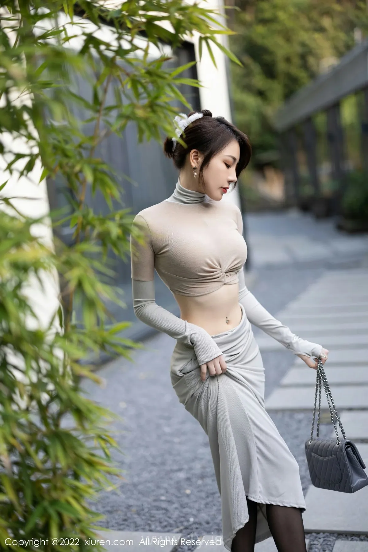 XIUREN(秀人网) No.5895 Graceful & Attractive Asian Mature Princess 徐莉芝Booty