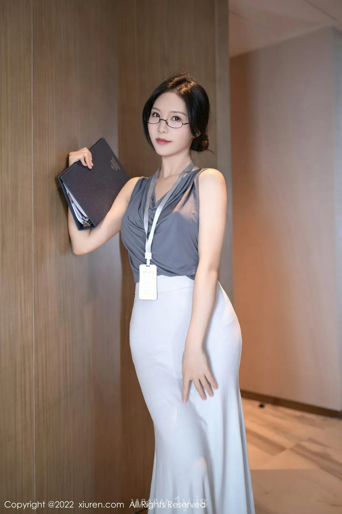 XIUREN(秀人网) No.5900 Slim & Lively Asian Model 利世