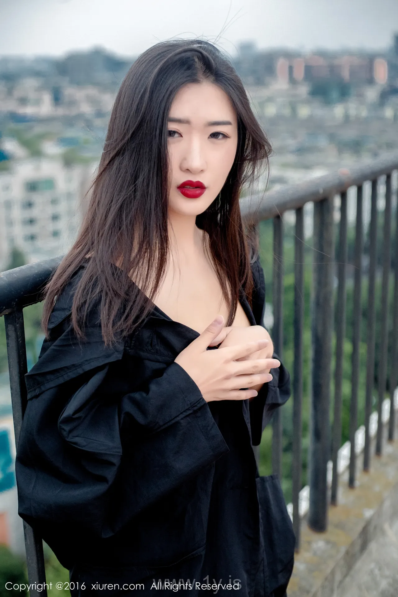 XIUREN(秀人网) NO.624 Decent & Nice-looking Asian Model 周琰琳LIN