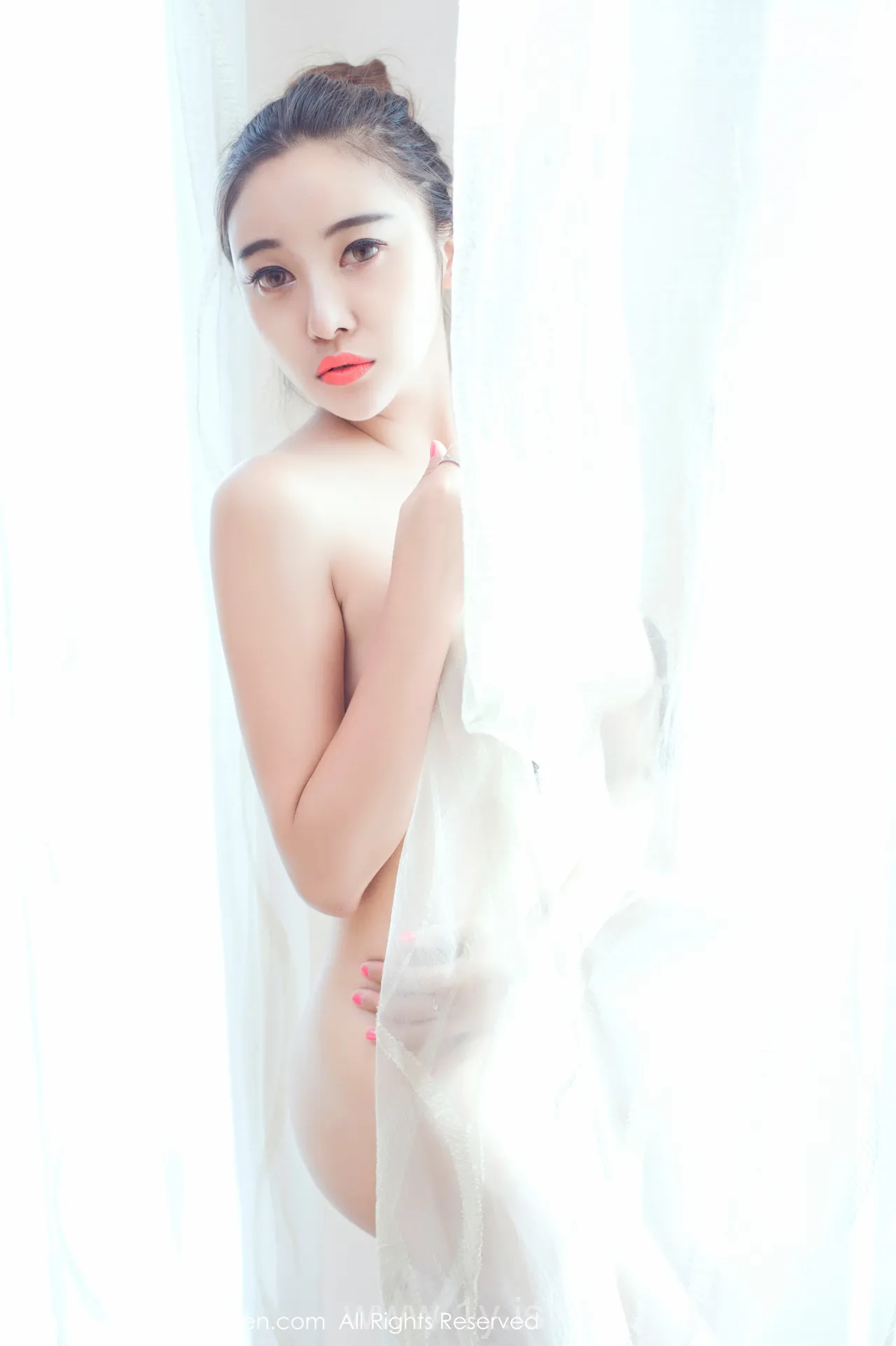 XIUREN(秀人网) NO.644 Pretty Asian Cougar 李梓熙