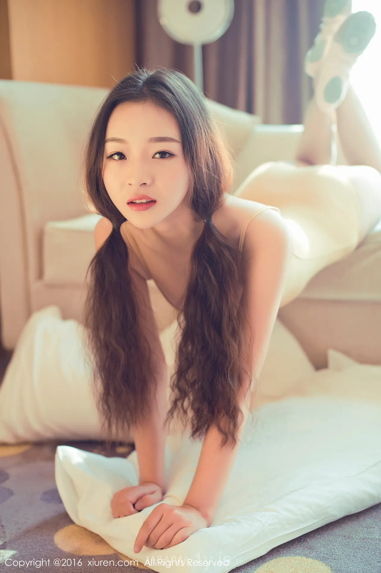 XIUREN(秀人网) NO.648 Fashionable & Stunning Asian Goddess 尤Una娜