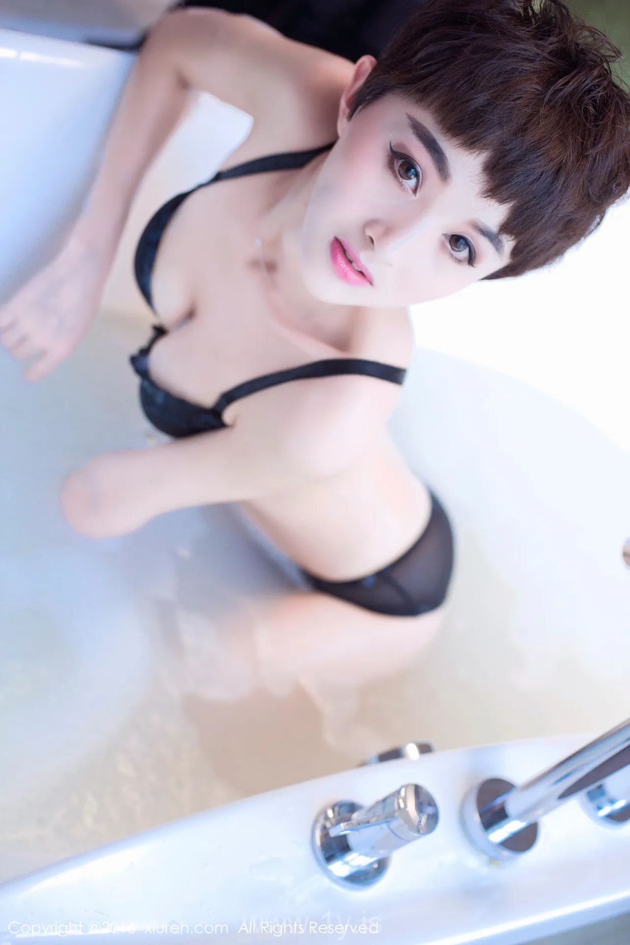 XIUREN(秀人网) NO.657 Quiet Asian Model baby_kiki