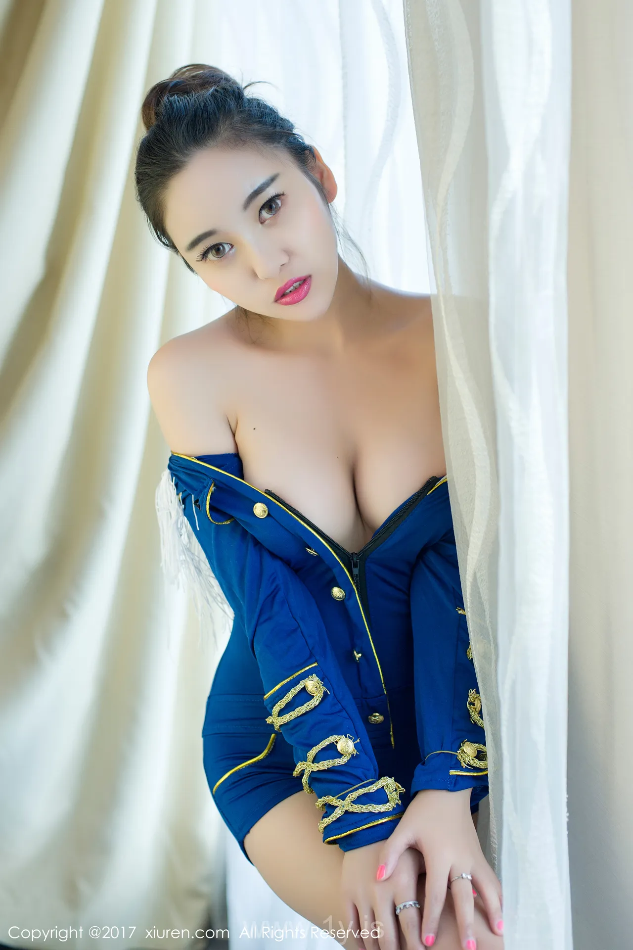 XIUREN(秀人网) NO.677 Pretty & Stunning Asian Goddess 李梓熙