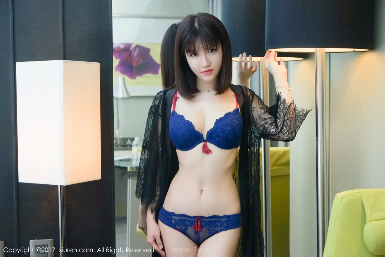 XIUREN(秀人网) NO.697 Lively & Hot Chinese Mature Princess K8傲娇萌萌Vivian