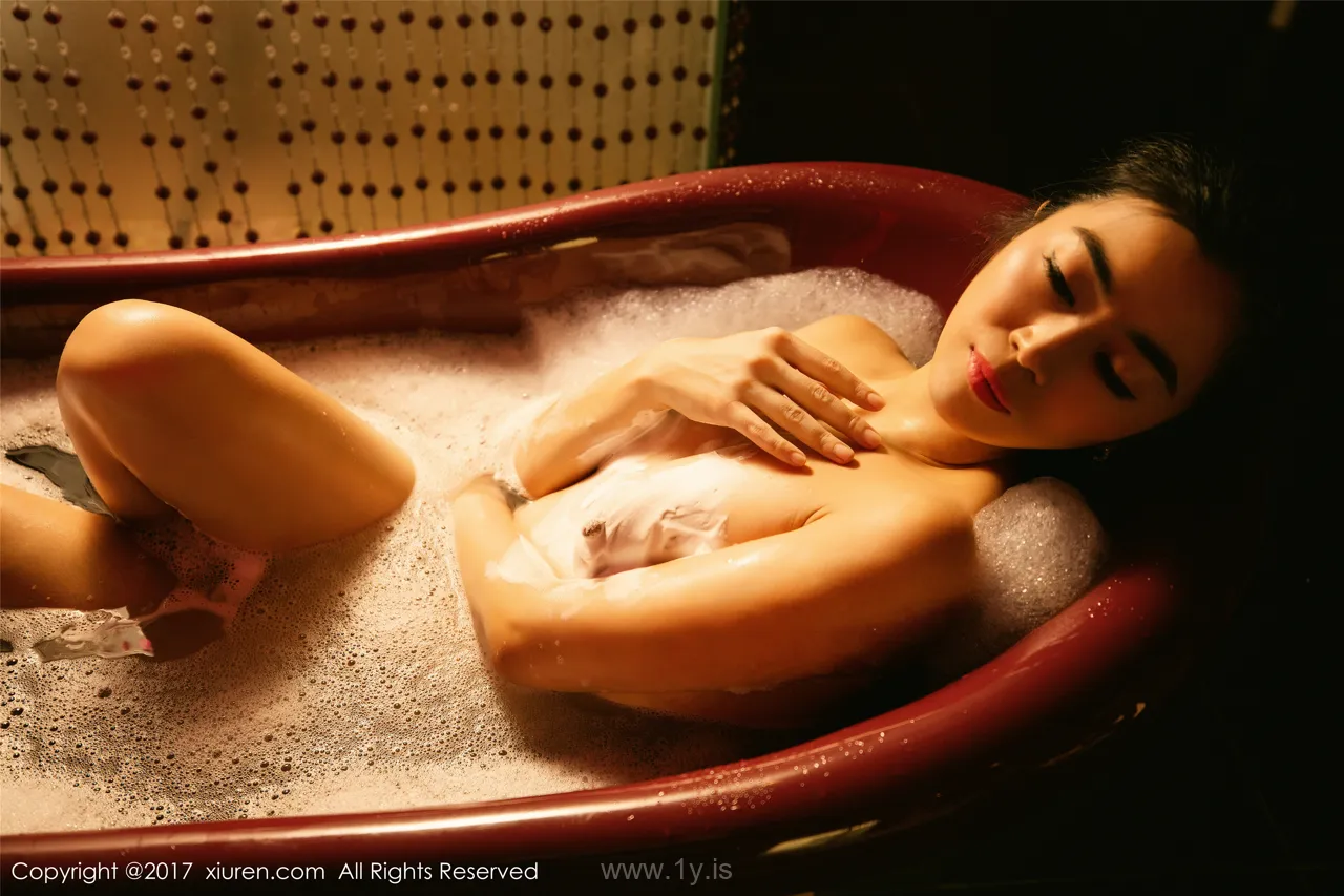 XIUREN(秀人网) NO.719 Pretty & Lovely Chinese Women 语溪