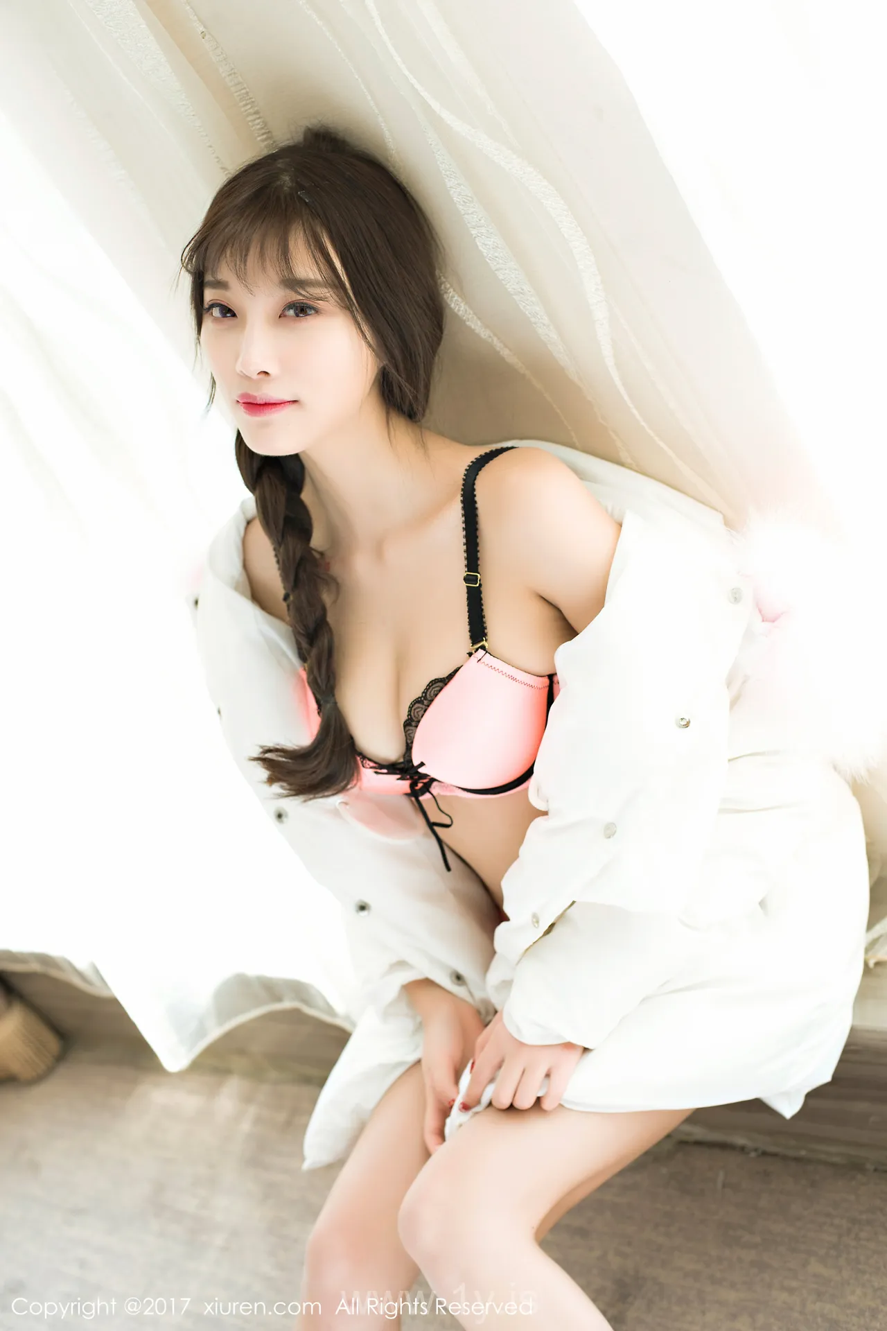 XIUREN(秀人网) NO.724 Exquisite Asian Girl 杨晨晨sugar