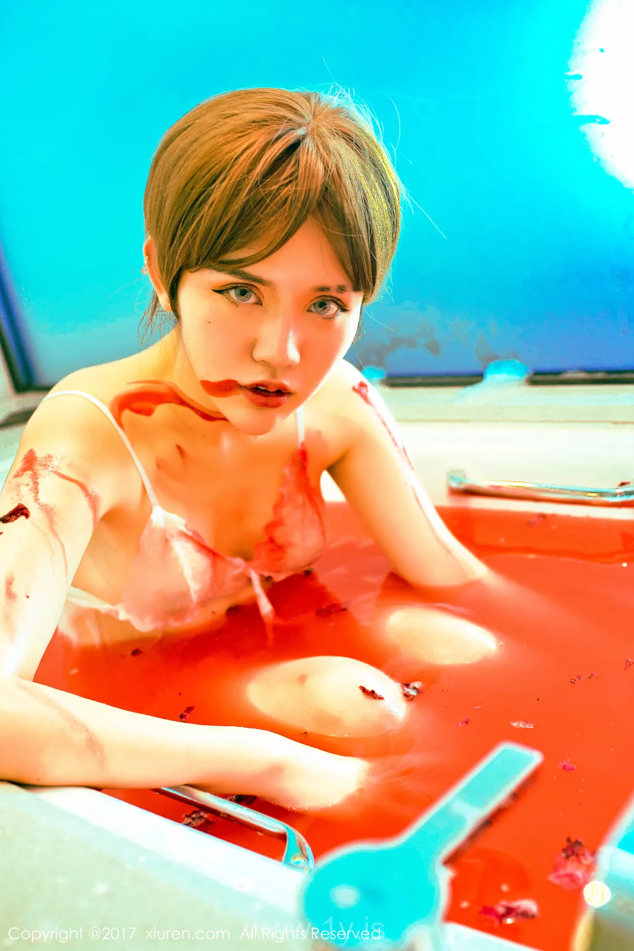 XIUREN(秀人网) NO.840 Stunning & Fashionable Chinese Goddess 兔子NINA