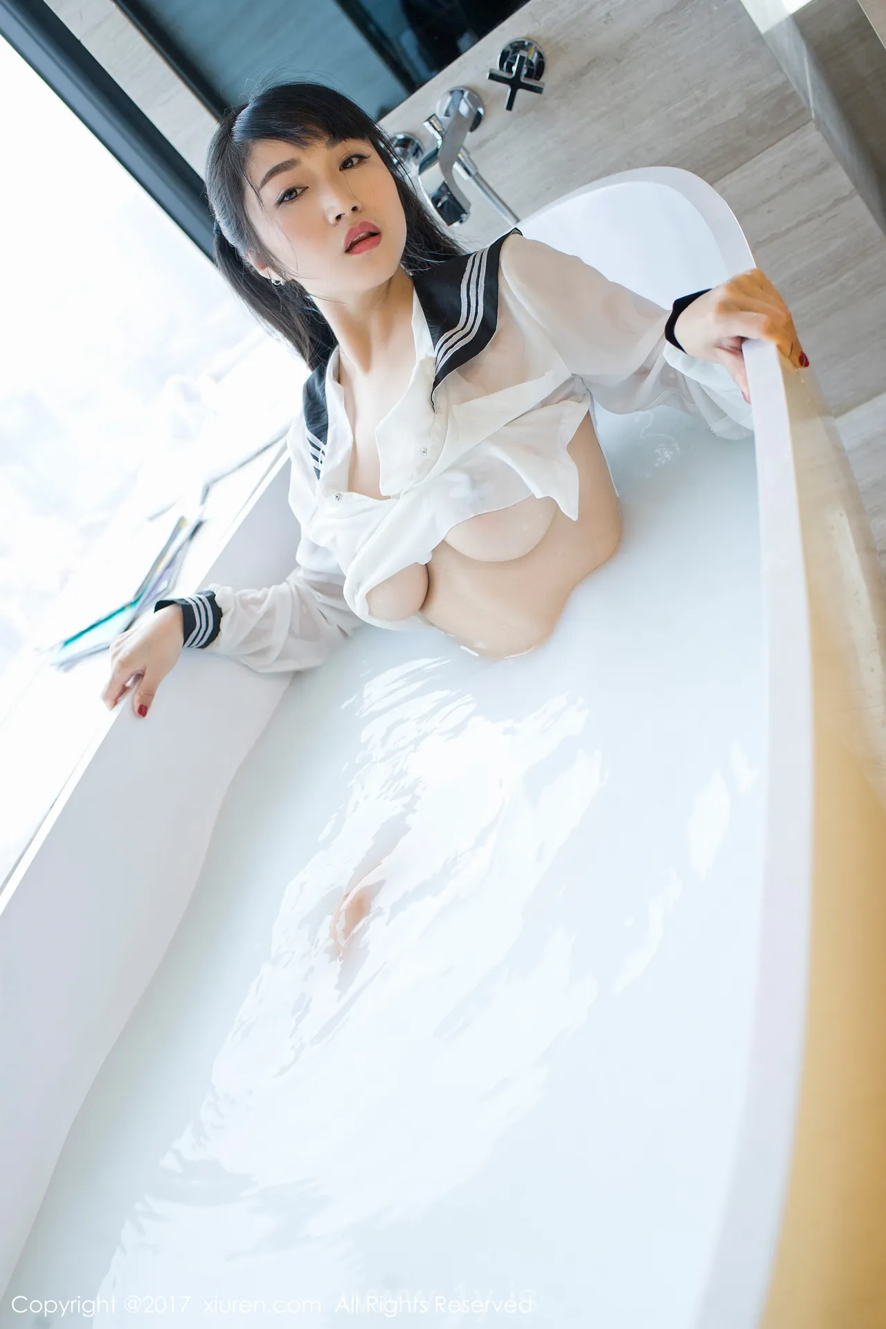 XIUREN(秀人网) NO.853 Well-developed & Slender Asian Homebody Girl 盼盼龙女sunny