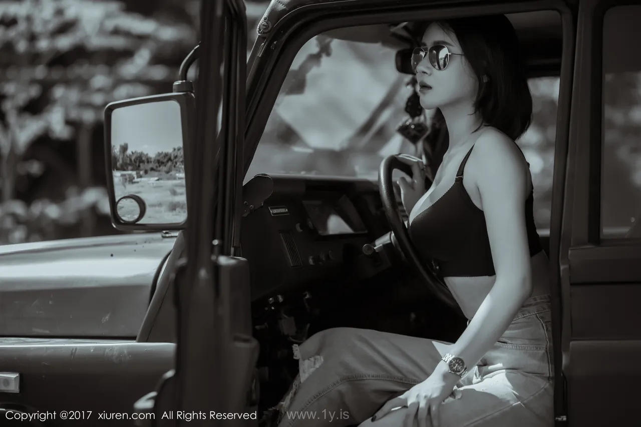 XIUREN(秀人网) NO.858 Fashionable & Graceful Asian Peri 廿十