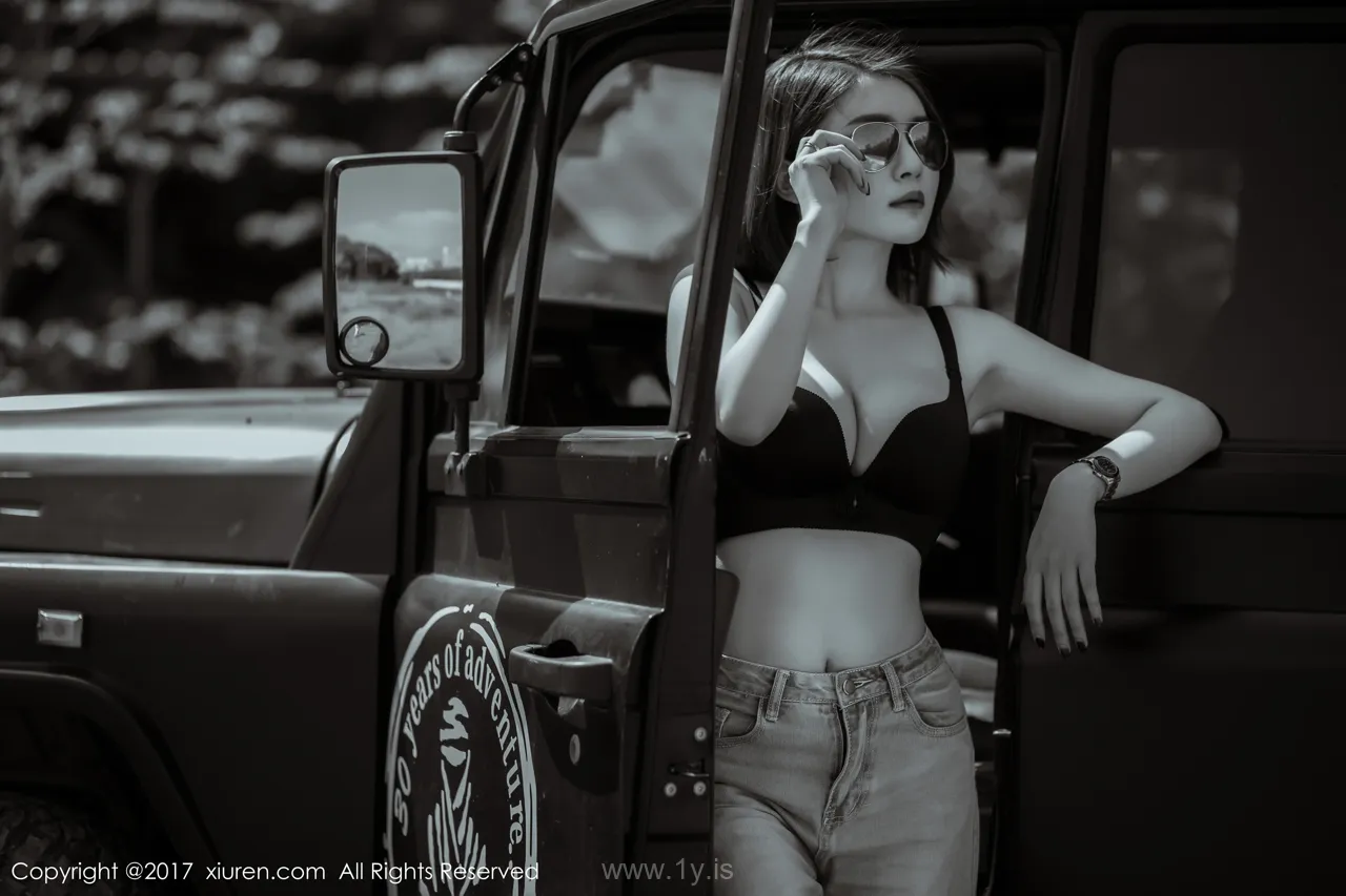 XIUREN(秀人网) NO.858 Fashionable & Graceful Asian Peri 廿十