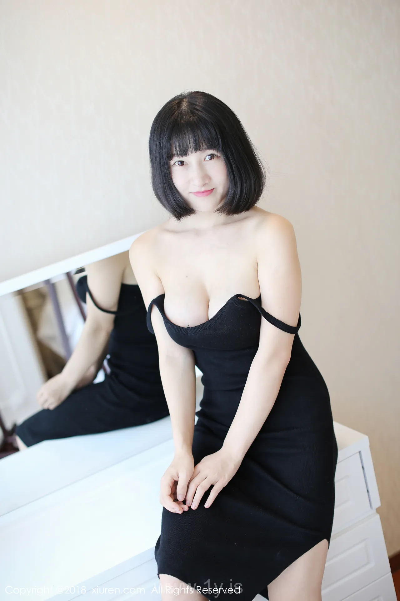 XIUREN(秀人网) NO.1001 Good-looking Chinese Beauty 小探戈