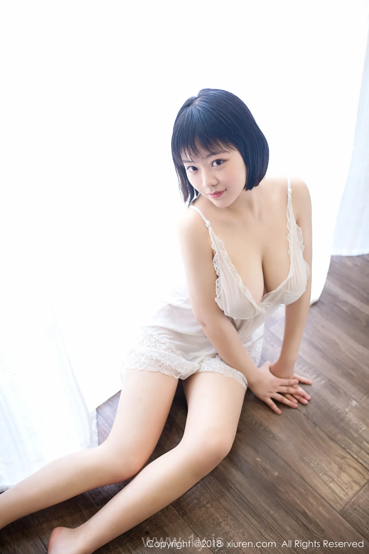 XIUREN(秀人网) NO.1009 Charming & Classy Asian Teen 赤间菀枫